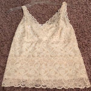 Like new White House black market blouse